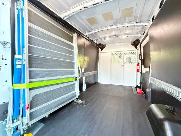 2019 Ford Transit 250 3dr - Photo 10