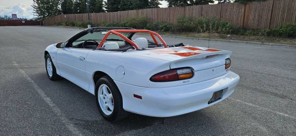 🔥1997 Chevrolet Camaro SS 30th Anniversary Convertible – ONLY 25K Miles! - $17,995 (Anchorage)63470608044673123