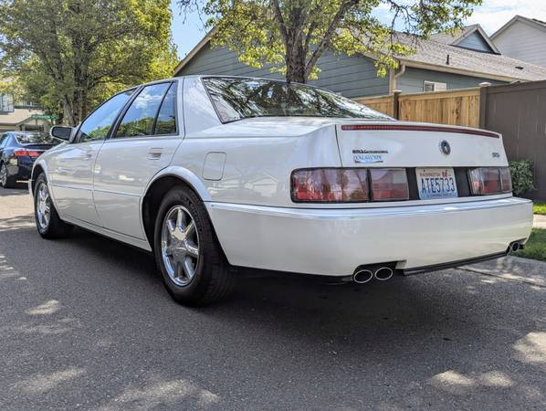 1997 Cadillac Seville Touring STS - $10.900 (Fife)63469908215683123