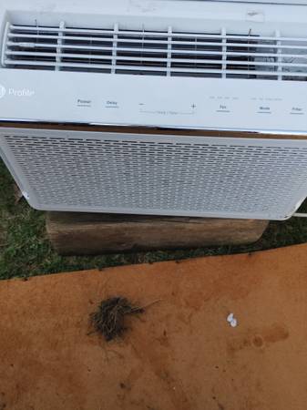 Ac unit general electric with remote 1