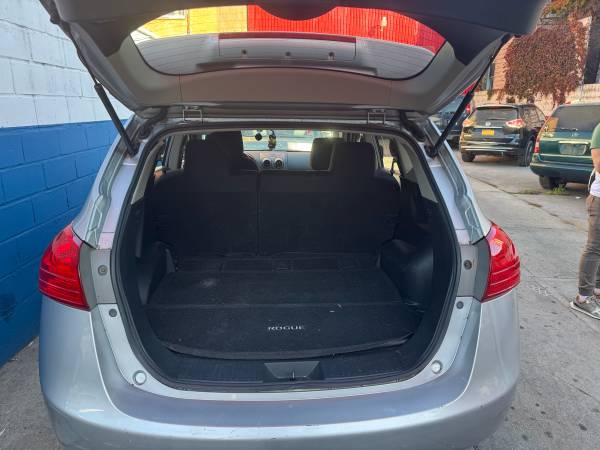 Nissan Rogue 2011 $3200 de particular - $3.200 (East Harlem)63470615969795123
