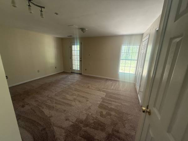 Large Basement Bedroom w/Private Bathroom & Entrance 1