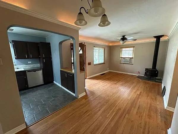 $2,900 / 3br - 1600ft2 - Encantadora casa de 3 dormitorios y 2 baños en Montclair/Mayfair (Denver)63844741631233123