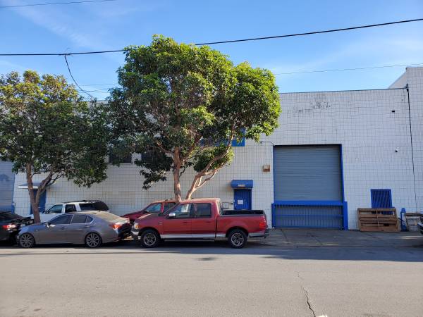 $7,200 / 3750ft2 - Warehouse For Lease (bayview)64023722841601120