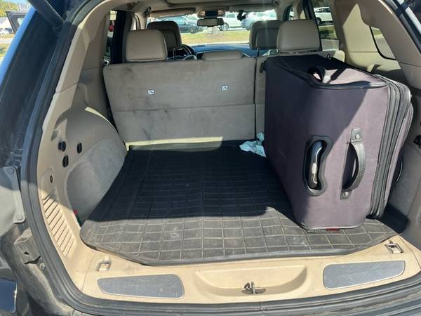 2014 Jeep Grand Cherokee Overland 4x4 - 1 dueño - $7,200 (charleston)63471281160449123