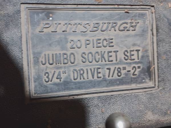 Pittsburgh 3/4 inch socket set 1