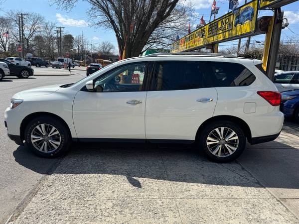 2020 Nissan Pathfinder SV - $11,995 (Staten Island)63470614550785121