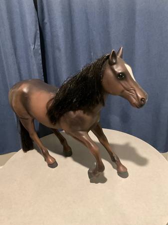 Large Toy Horse 1