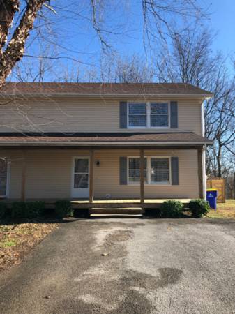 $1400.00 / 3br - 1465ft2 - 3 Bedroom, 1 & 1/2 Bath Town house64018297821186120