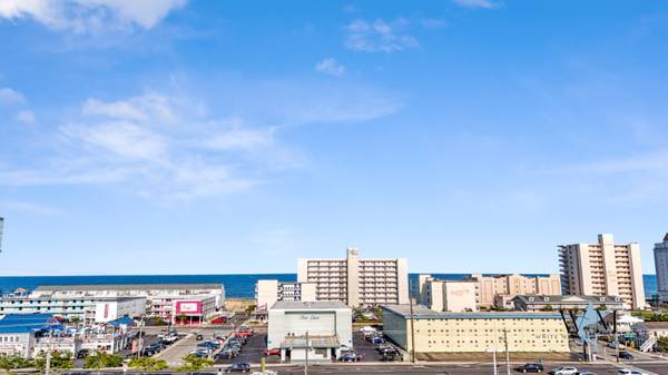 $950.00 / 1br - 338ft2 - ALQUILER DE INVIERNO - Estudio reformado en primera planta63839297075075122