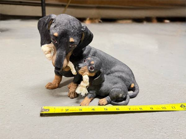 Dachshund dog statue 1