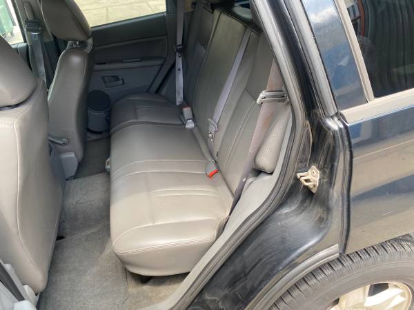 Jeep grand Cherokee leather interior no check engine light 4 x 4 - $1,900 (Downtown Brooklyn)63654707656195122