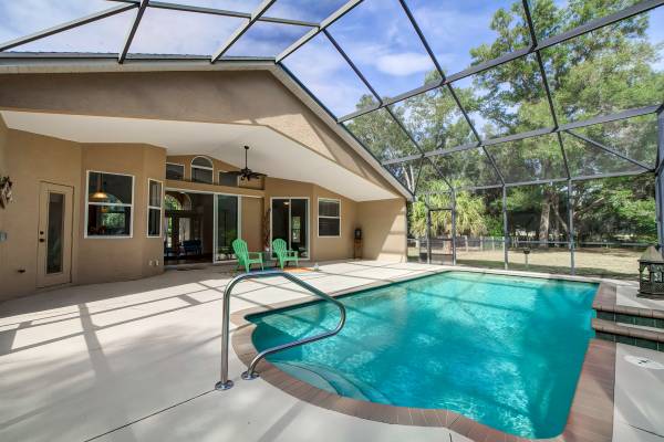 $2,650 / 3br - 1700ft2 - *Luxury 3 Bd 2 Bath POOL Home/ Pets ok! (Dunnellon/Crystal River area)63861744617731122