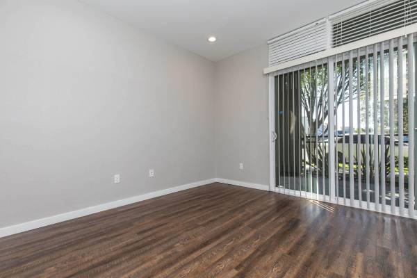 $2,810 / 2br - 962ft2 - Covered Parking, 2B/2B, El Cerrito CA (albany / el cerrito)63695877671555122