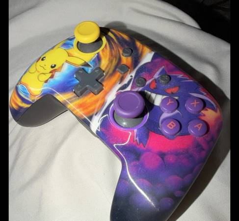 Nintendo Wireless controller Pikachu/gengar 1