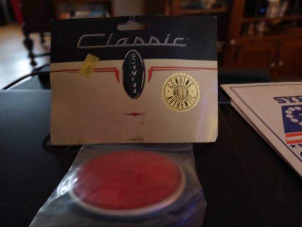 NEW GENUINE SCHWINN STRATOLITE # 38 REFLECTOR 1