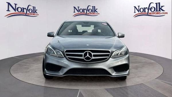 2015 Mercedes-Benz E-Class E 350 4MATIC Lujo AWD con Navegación, Techo Solar, - $14,995 (+ Norfolk Motors West)63621853105793121