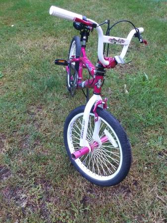 Bicicleta BMX Avigo Starlet para chicas de 20", color rosa brillante, como nueva - $50 (Olympia Lacey)63471419180035121
