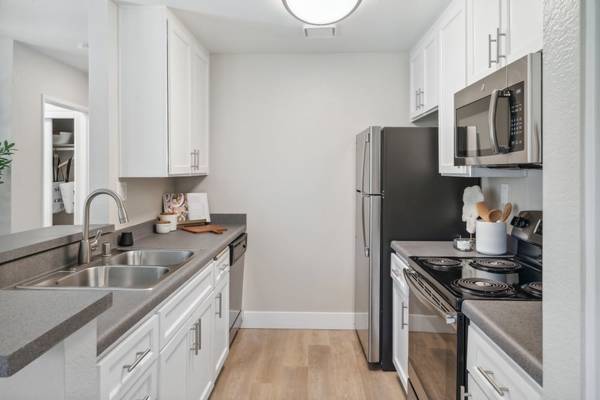 $2,509 / 1br - 640ft2 - Fully Equipped Kitchen, Relaxing Spa, 1bd 1ba (13656 Hilleary Pl, Poway, CA)63819386320897120