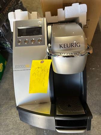 Keurig 3000 cafetera comercial conectada - $100 (san jose norte)63439786354689121