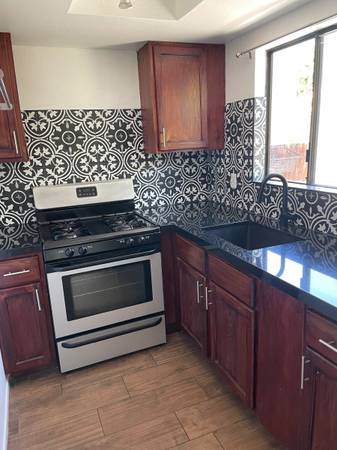 $1,400 / 1br - 475ft2 - Charming Palm Desert 1 Bed/Bath (Palm Desert (Close to El Paseo))63686227036417121