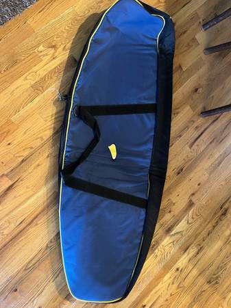 Wakeboard, Kneeboard bags 1