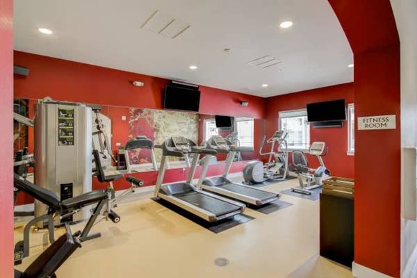 $2,036 / 2br - 776ft2 - $99 Deposit on All Homes & $1 Rent for 1st Month Valid Until 09.28.2563786708176641123