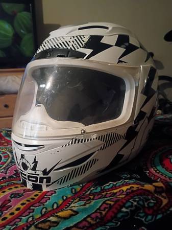 Icon Airmada helmet 1