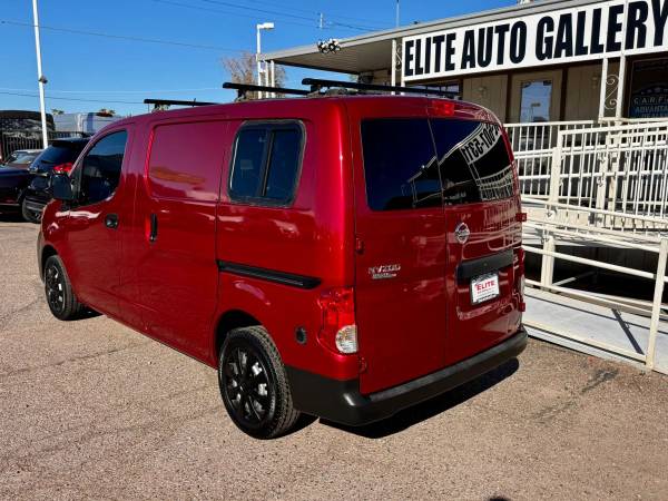 2016 Nissan NV200 - Financing - Photo 4