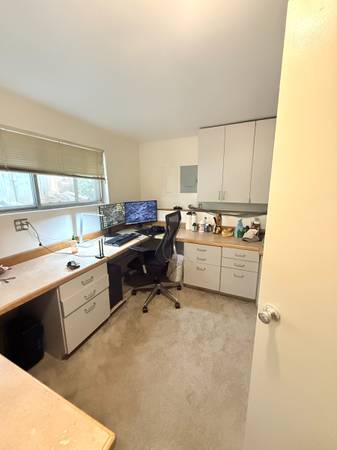 $1,000 Habitación y oficina privada en Lynnwood (Lynnwood)63688586572033121