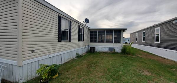$22,000 / 2br - Mobile Home For Sale By Owner (Middleville)64180501968643122
