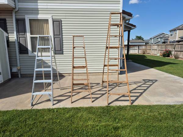 A Framed Ladders 1