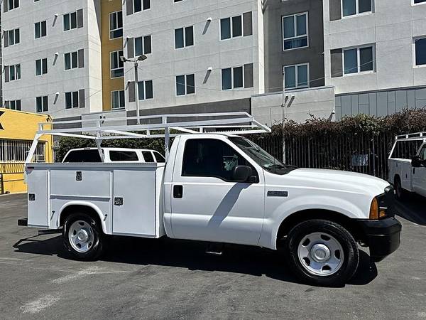 2005 Ford F-350 - Photo 7