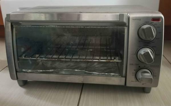 Black & Decker Toaster Oven 1