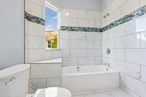 $1,575 / 3br - 3 Bd, 1 bath $1575 newly remodeled63781678534913122