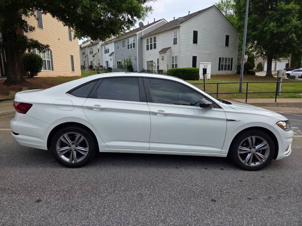2019 Volkswagen Jetta R-Line - $12,500 (Duluth)63620223897475123