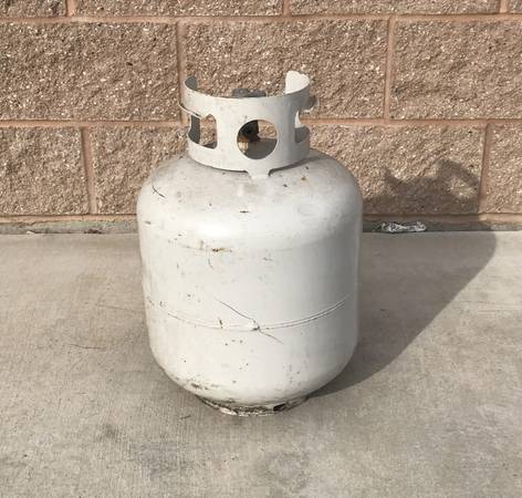 *Empty 5 gallon Barbecue Style Propane tank 1