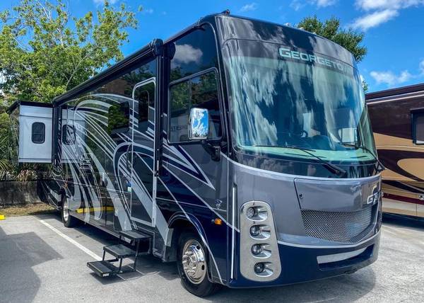 2022 Forest River Georgetown GT5 31L5 Class A Motorhome - Sleeps 6 1