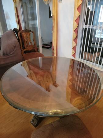 Dining table top round glass. 1