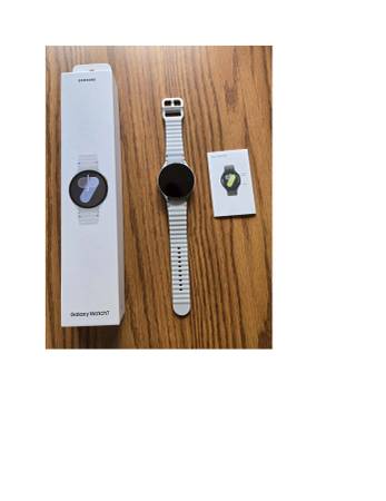 Samsung Galaxy Watch7 1