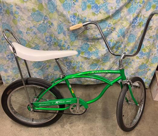 Schwinn Stingray Bicycles 1