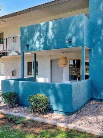 $1,350 / 2br - 900ft2 - Pool and Spa, Tour Today, New Upgraded Kitchens, Great Floorplans (Chandler, Arizona)64024995422337121