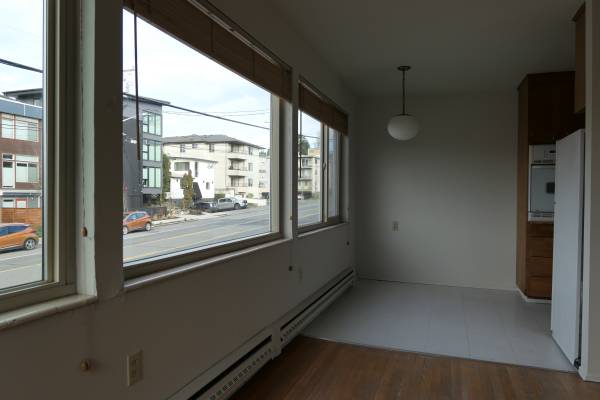 $1,625 / 1br - 684ft2 - Glen Ellyn Apts. - Beautiful Mid-Century 1BR (Ballard)63852483664131124