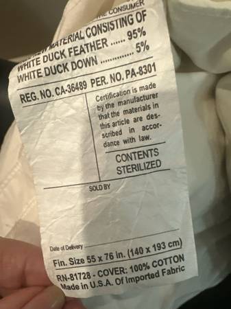 Featherand down thick bed topper 1