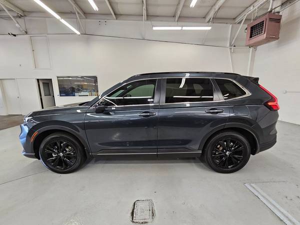 2023 HONDA CR-V Hybrid Sport Touring - $33,999 (#1 Pre-owned Selection)63470768810369121