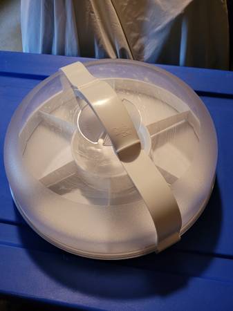 pampered chef chilizanne round server 1