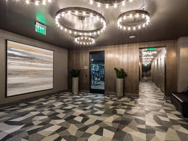 $2,415 / 1br - 754ft2 - Distinctive Wood-Inspired Flooring, Stainless Steel Appliance Package64028080783362122