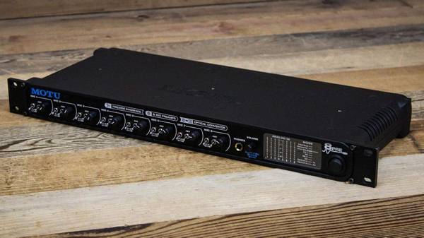 MOTU 8pre Firewire Audio Interface 1