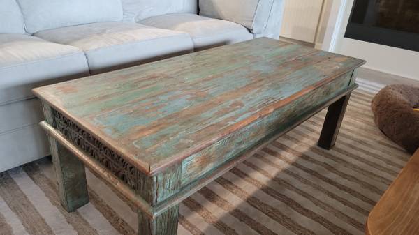 Heavy, Rustic, Solid Wood Coffee Table ... Exellent Condition $150 1