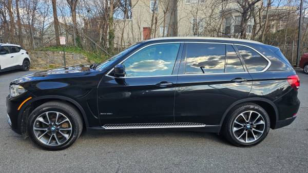 2017 bmw x5 xdriver - $14,500 (Yonkers new york)63654723642627122